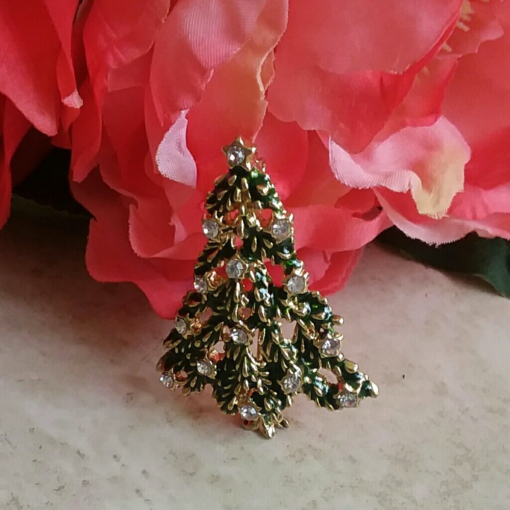 Christmas Tree Pin